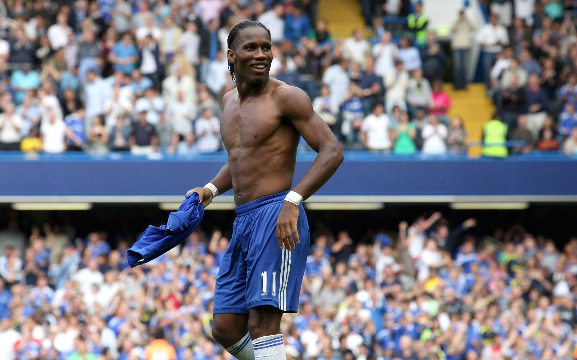 世界排名争夺战焦点战,雷恩强压丹麦,战术纪律铸就冷门